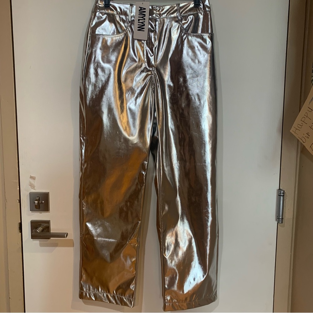 AMYLYNN NWT Women’s Medium Metallic Silver, Straight Leg with Pocket Pants.